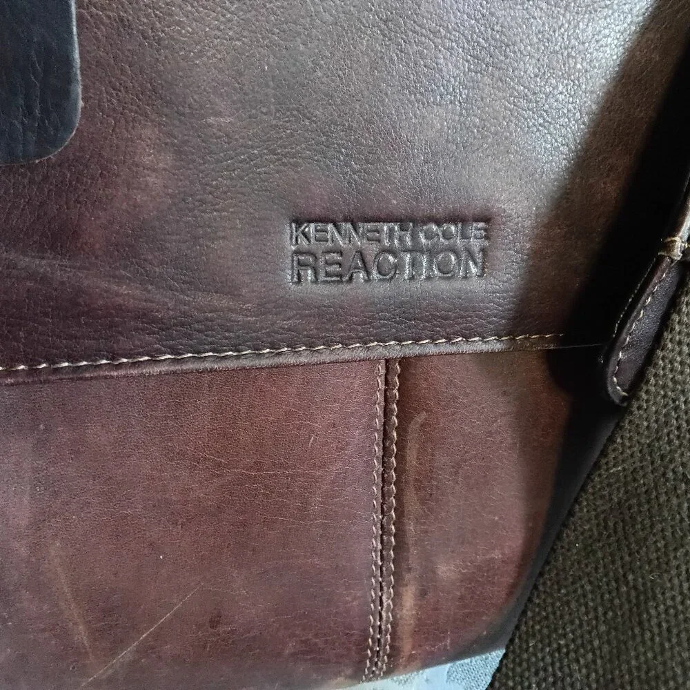 Kenneth Cole REACTION Leather Business messenger briefcase laptop bag